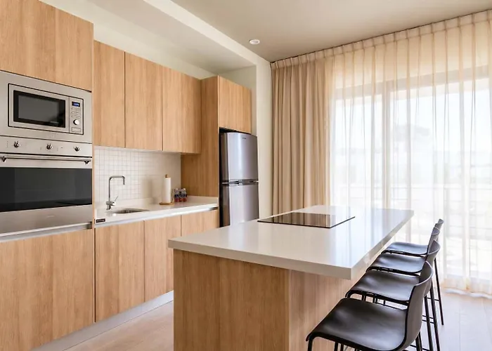The Boat Luxury 1br W Rooftop Pool 200m To Apartment
